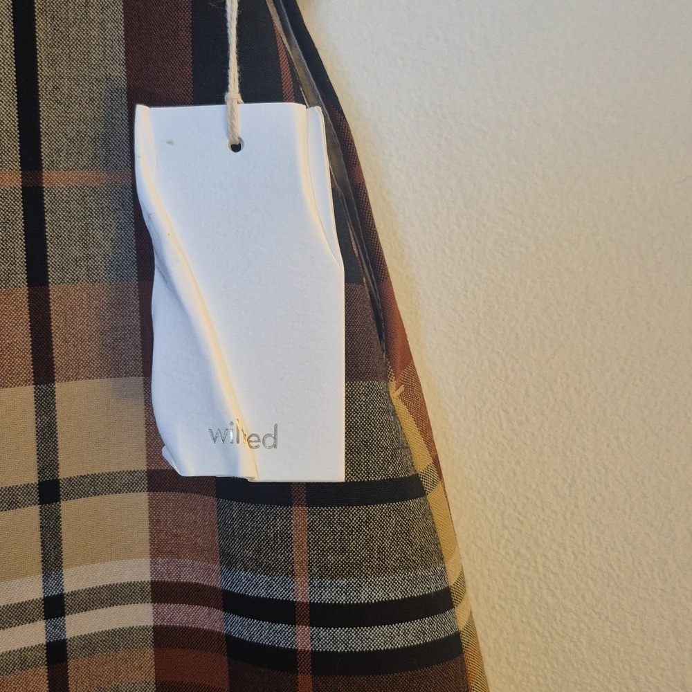 NWT Wilfred Aritzia Plaid Mini Skirt Brown Beige Preppy Dark Academia Size 00 - Picture 5 of 11
